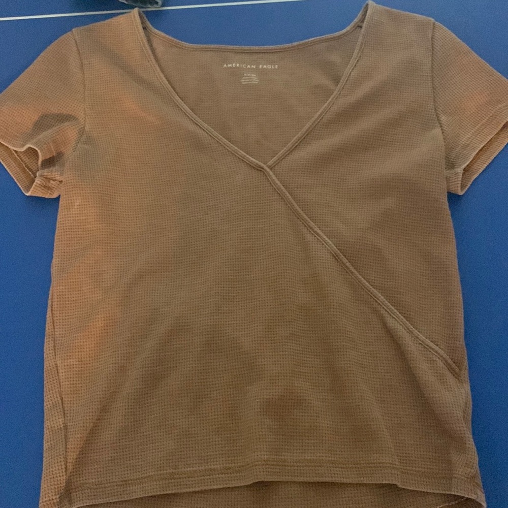 American eagle tan shirt